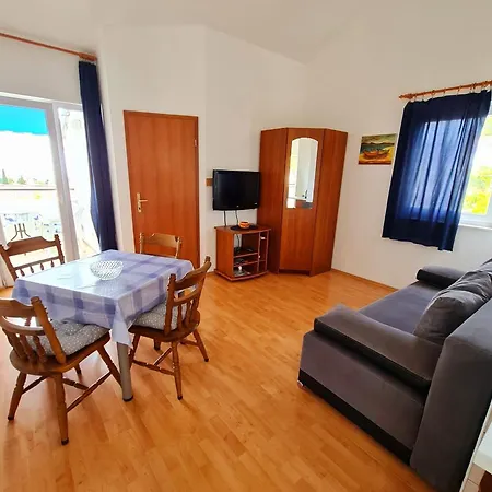Apartments Silvana Trogir Exteriör bild