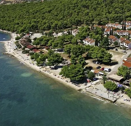 Apartments Silvana Trogir Exteriör bild